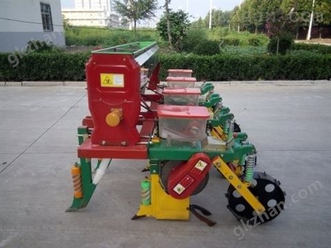2BFM-4A玉米免耕施肥播種機